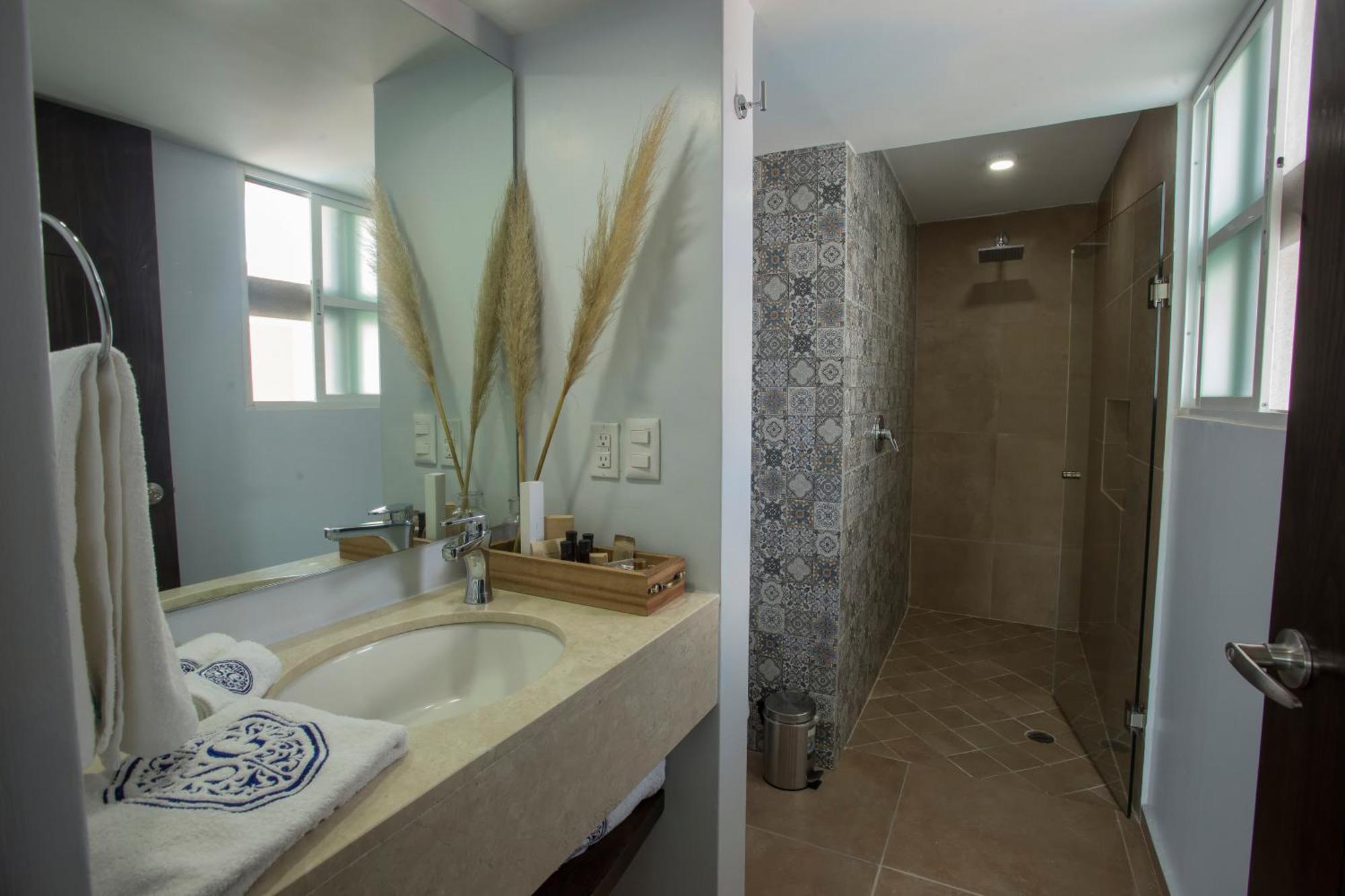 Saint George Hotel - Spa & Temazcal 特基斯基亚潘 外观 照片